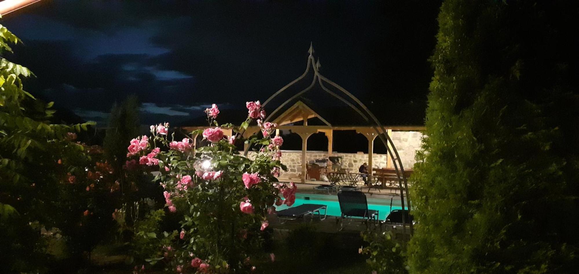Borlova Gasthaus Maria מראה חיצוני תמונה