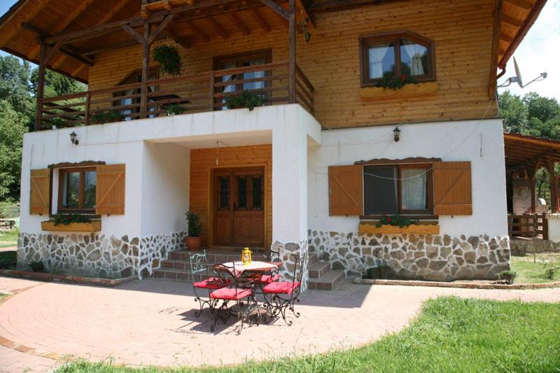 Borlova Gasthaus Maria מראה חיצוני תמונה